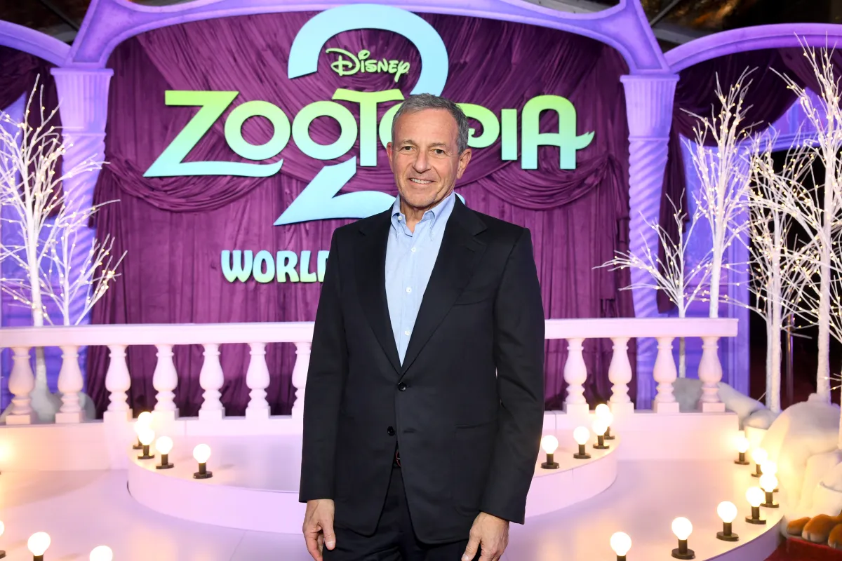Bob Iger torna in Thrive Capital come consulente dopo l’uscita da Disney
