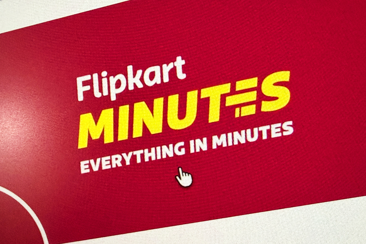 Scrivi SOLO IL TESTO di un singolo titolo in italiano per questo articolo, senza premesse, senza elenchi e senza spiegazioni: Walmart-owned Flipkart, Amazon are squeezing India’s quick commerce startups