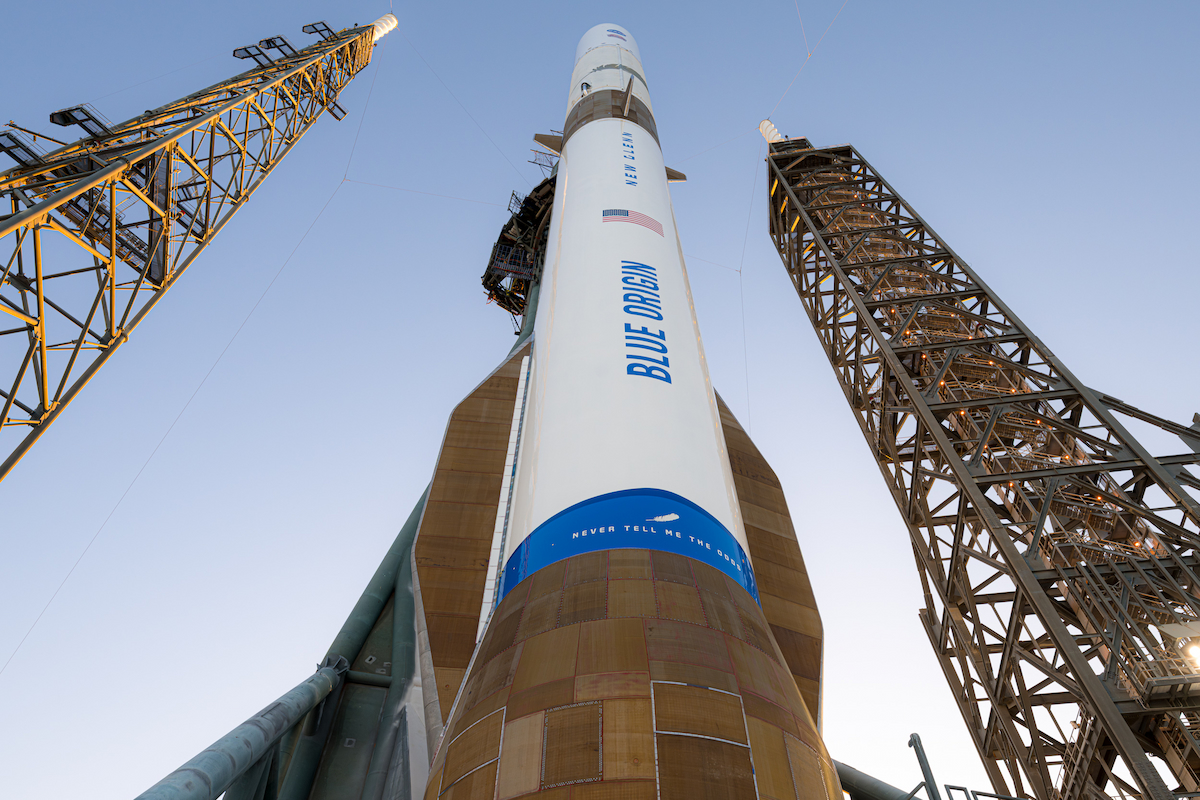 Blue Origin ottiene il via libera per il lancio del megarazzo New Glenn dopo il guasto di aprile