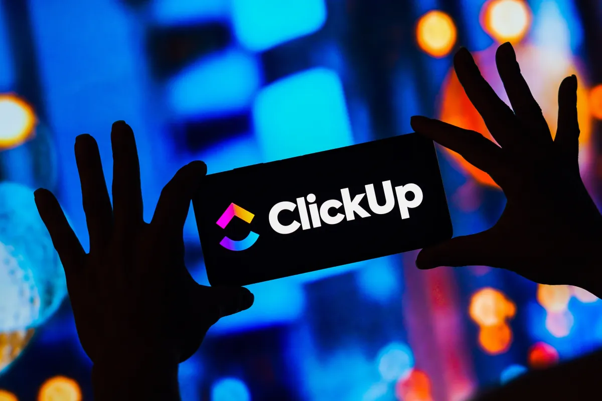 Cosa ci rivelano i licenziamenti di massa di ClickUp sul futuro del lavoro