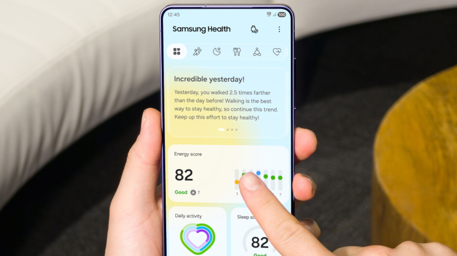 L’app Samsung Health aggiornata, senza sorprese, integra nuove funzioni AI