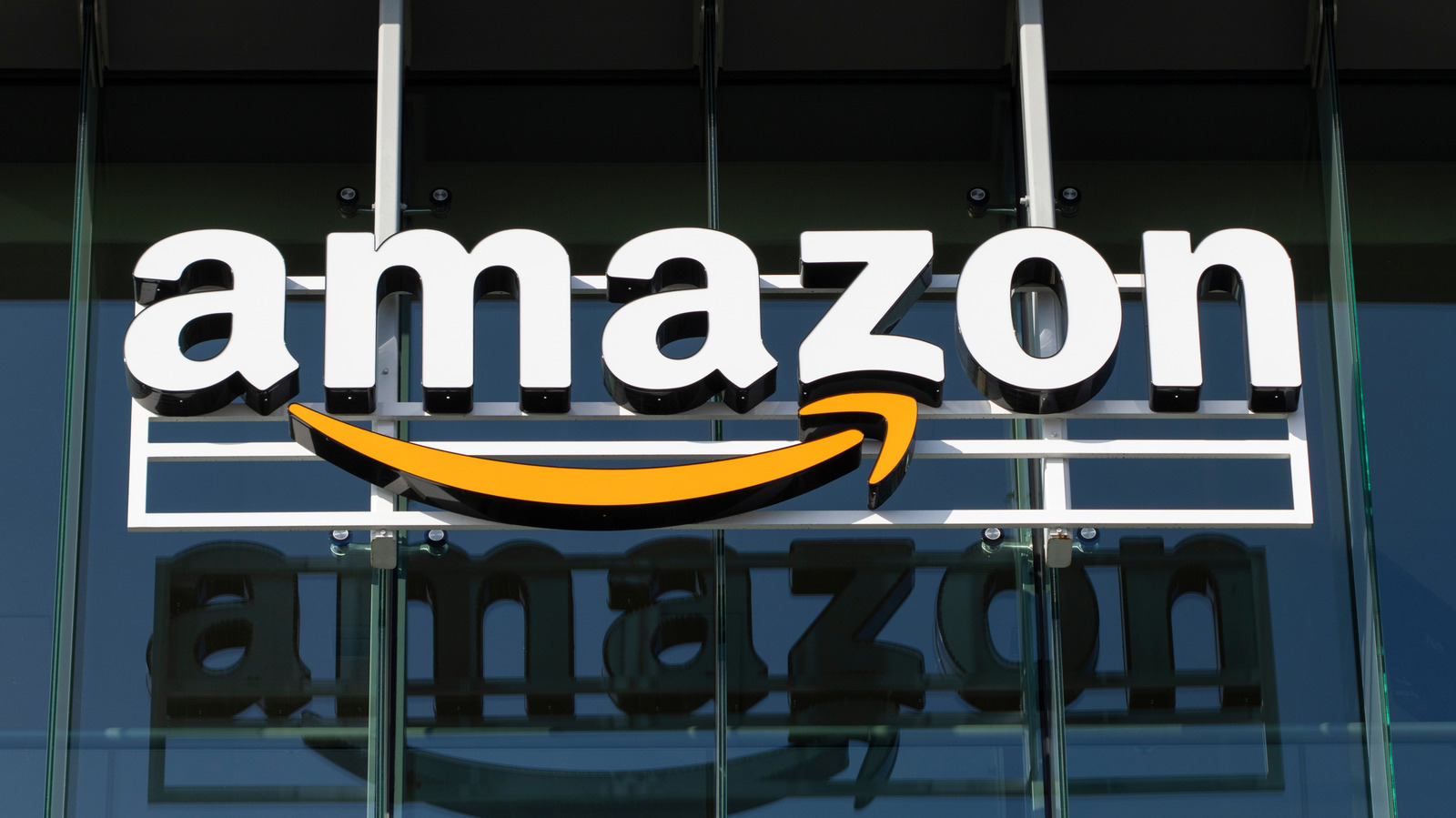 Amazon indaga su tre dipendenti che si sono opposti alla costruzione di ulteriori data center per l’IA