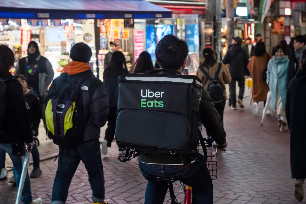 L’accordo da 14,8 miliardi di dollari tra Uber e Delivery Hero quasi raddoppierebbe la sua presenza globale
