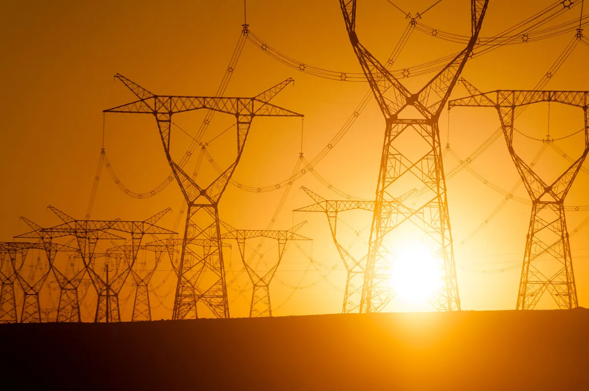 Tagli di corrente temporanei per i centri dati per prevenire blackout sulla maggiore rete USA