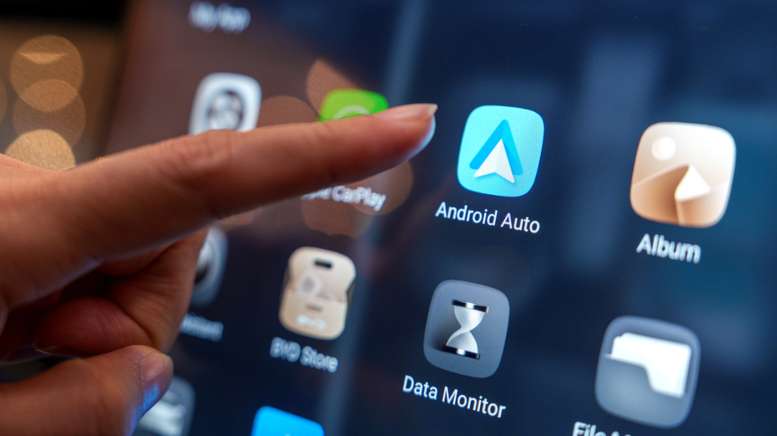 Perché Android Auto wireless usa sia Bluetooth che Wi-Fi?