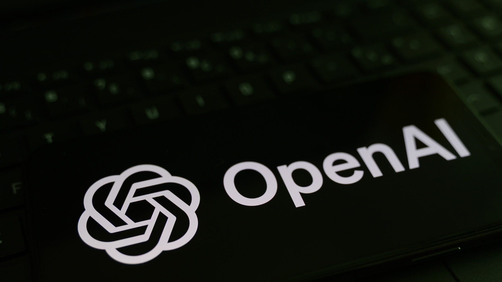 Il capo della sicurezza di OpenAI lascerebbe l’azienda per riorganizzazione