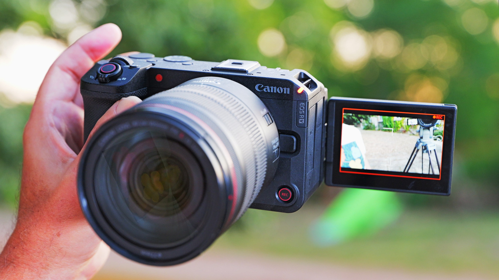 Recensione Canon EOS R6 V: Una fotocamera da vlogging professionale a un prezzo da mirrorless