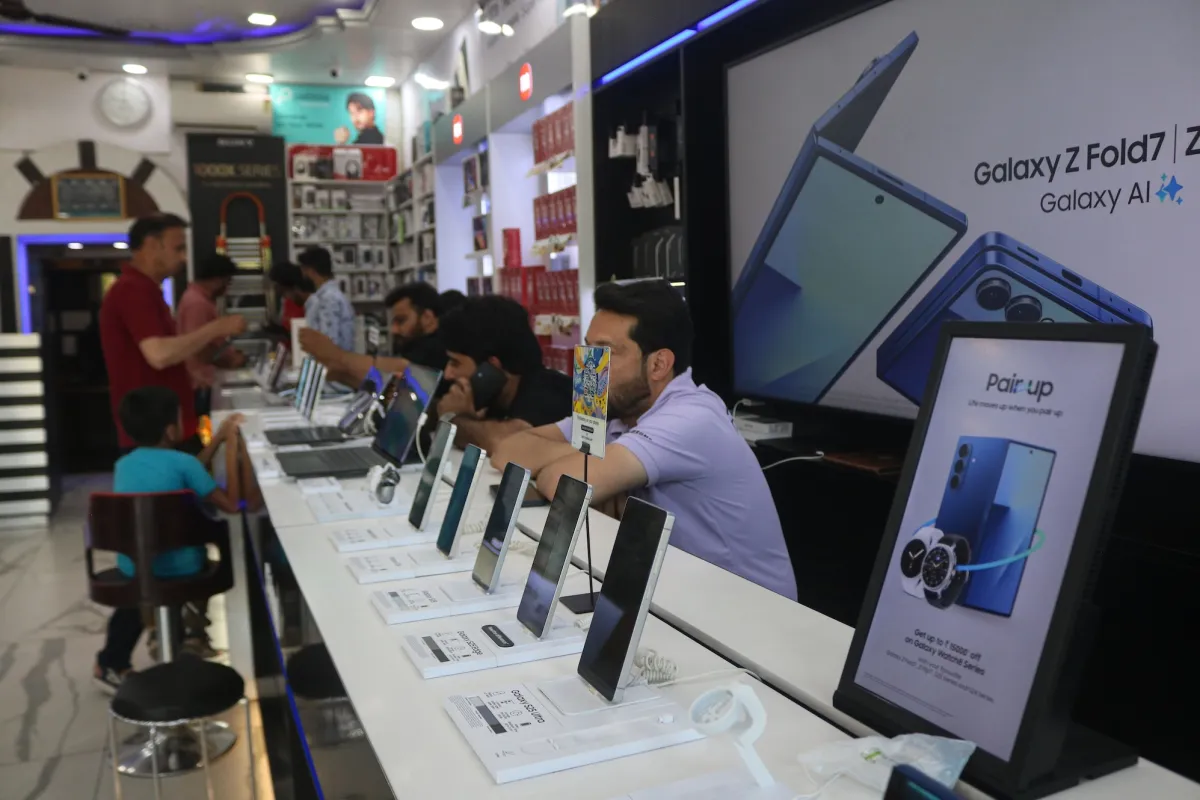 La crisi di memoria indotta dall’IA scuote il mercato indiano degli smartphone