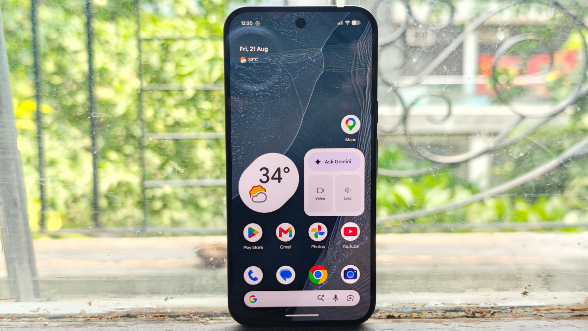 Pixel 11 Pro XL, la recensione: le fotocamere scattanti non bastano a nascondere un upgrade incrementale