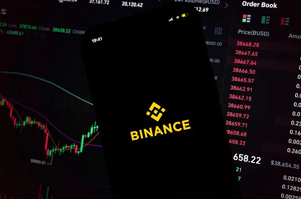 Binance apre il trading agli agenti AI, ma la loro gestione spetta principalmente agli utenti