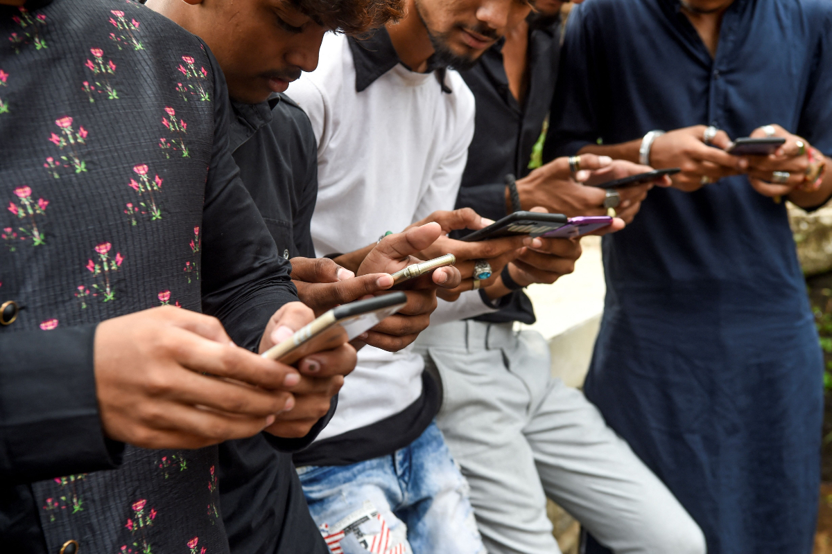 L’India comincia a pagare le app, non più solo a scaricarle