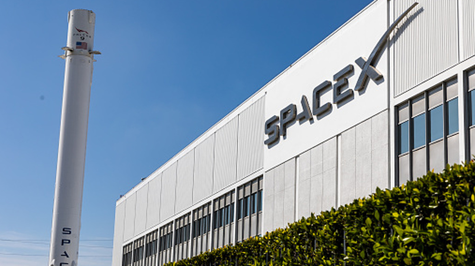 La sonda lunare coreana scatta le prime foto del sito di schianto del Falcon 9 di SpaceX sulla Luna