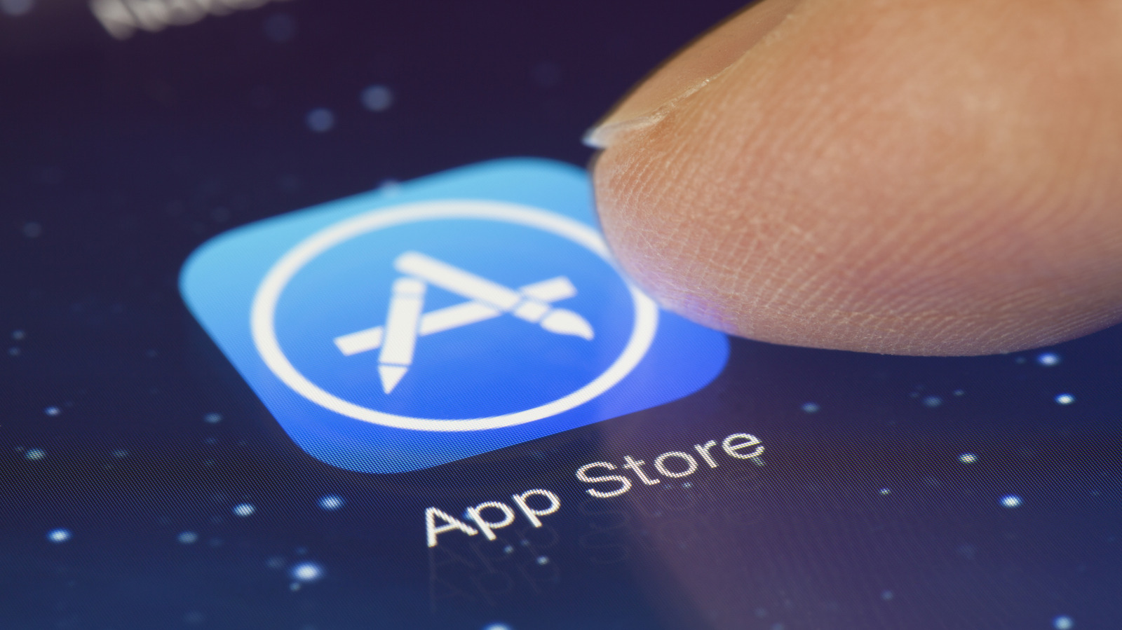 Apple propone di prelevare una commissione dal 5 al 15% dai pagamenti esterni all’App Store.