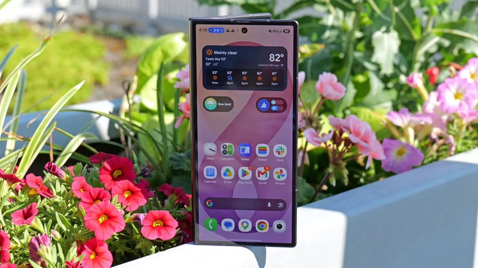 Riepilogo delle recensioni di Engadget: Samsung Galaxy Z Fold 8 Ultra, Dell XPS 13 e altro ancora