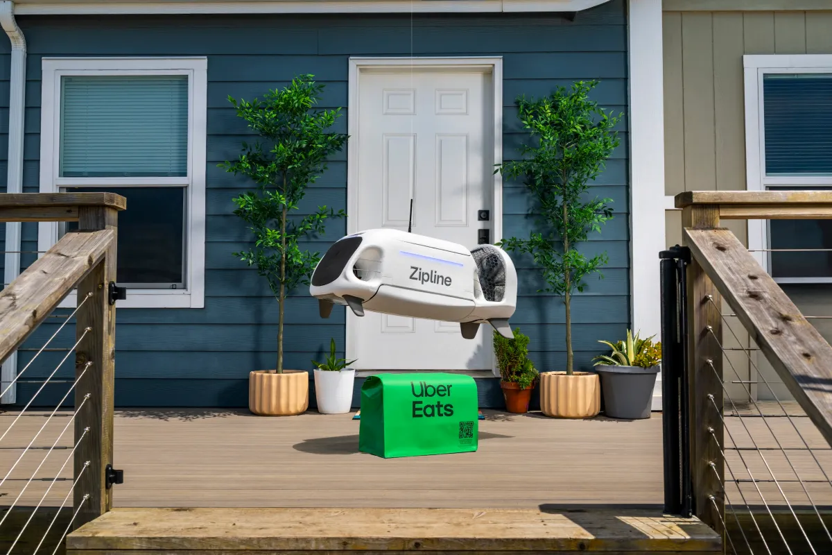 Uber Eats integra i droni Zipline per le consegne.