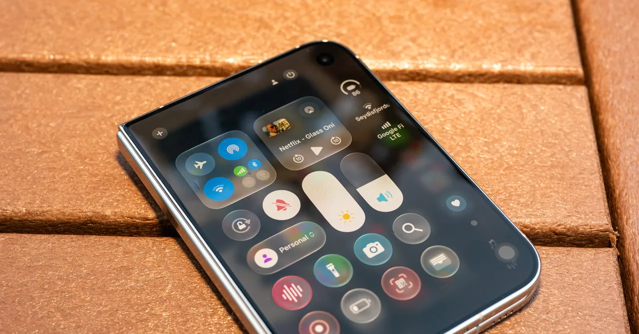 Il Vetro Liquido Finalmente Acquista Senso sull’iPhone Duo