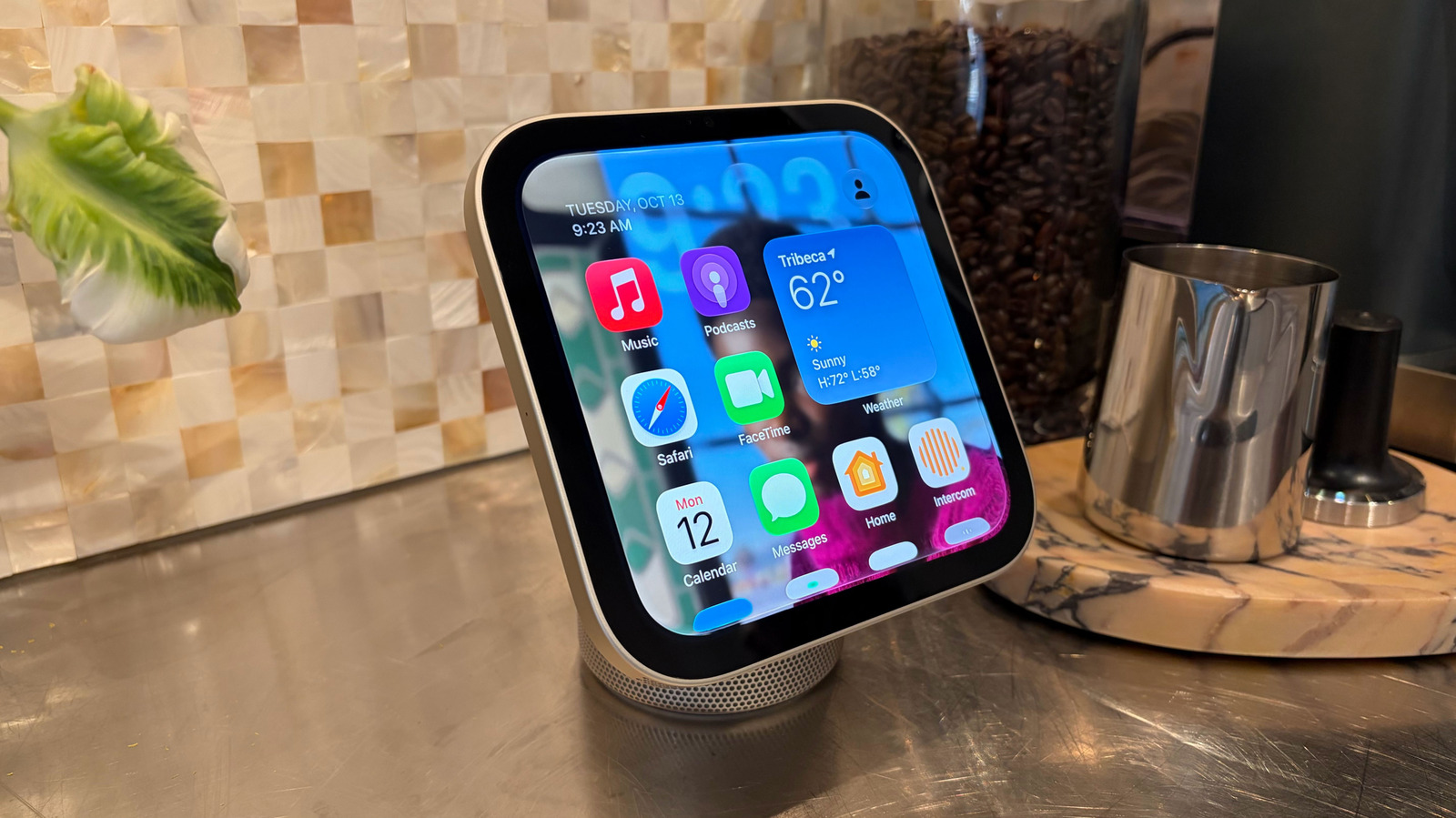 Apple HomeView: Prova Pratica – L’IA di Siri è il Tuo Nuovo Coinquilino