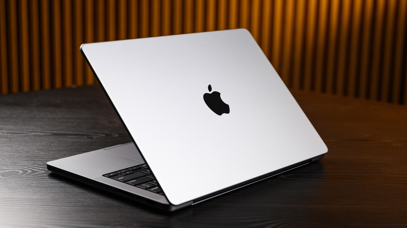 20 Anni di MacBook: L’impronta di Apple sui laptop di oggi